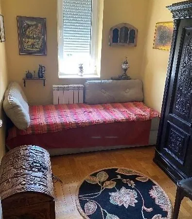 New Cozy, Stylish With Special Eclectic Vibe In The Heart Of Vracar Апартаменты *